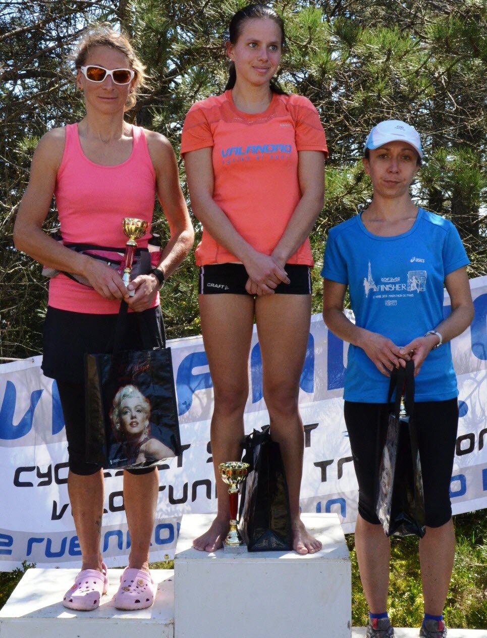 amandine-roux-(team-ben)-et-romain-lelievre-(ac-chenove)-ont-remporte-le-trail-de-la-montagne-...jpg