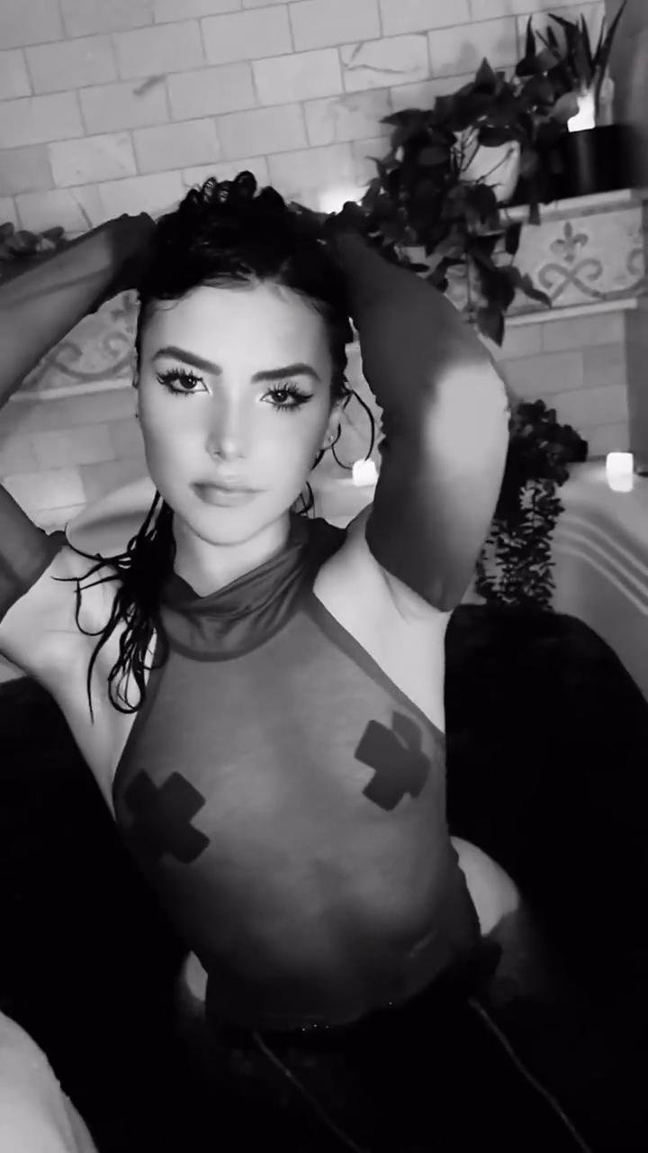 andrea_botez_nipple_pasties_wet_bodysuit_video_leaked-AUIKEM.jpg