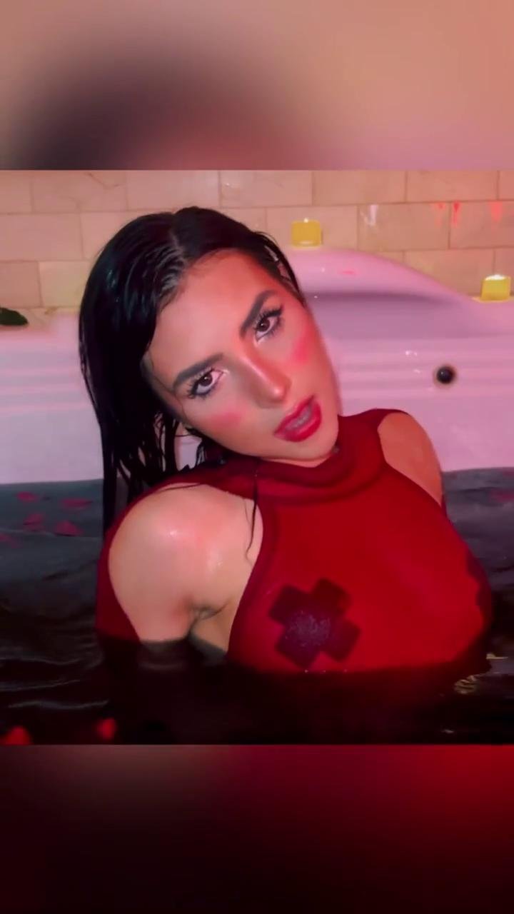 andrea_botez_nipple_pasties_wet_bodysuit_video_leaked-AWYMBG.jpg