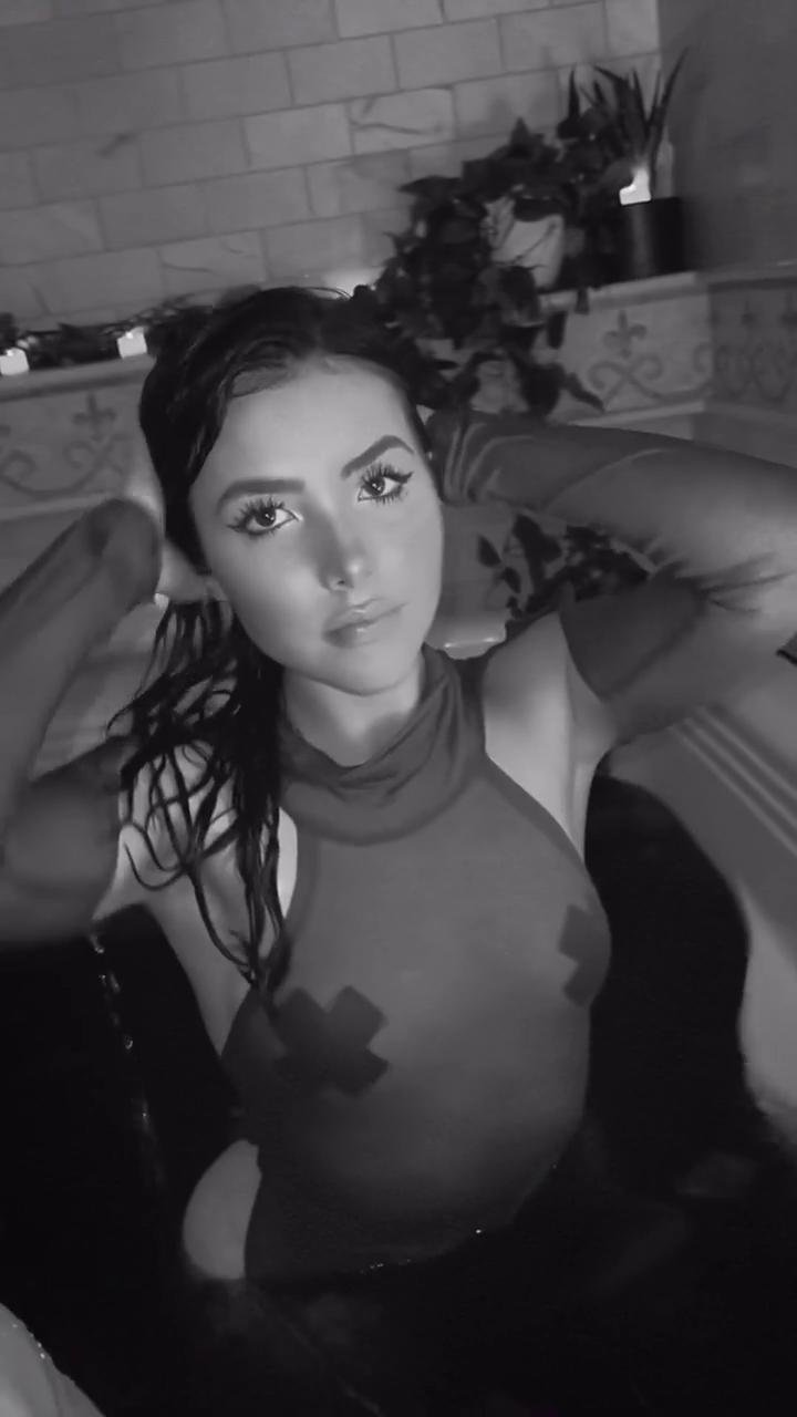 andrea_botez_nipple_pasties_wet_bodysuit_video_leaked-NYATPN.jpg