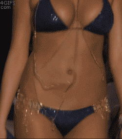 kate_upton_bounce2.gif