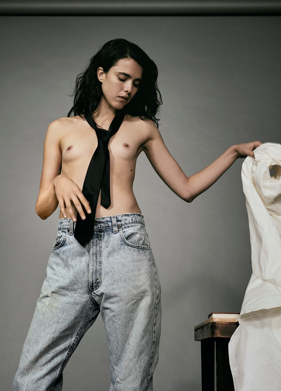 Margaret-Qualley-Tits-.jpeg