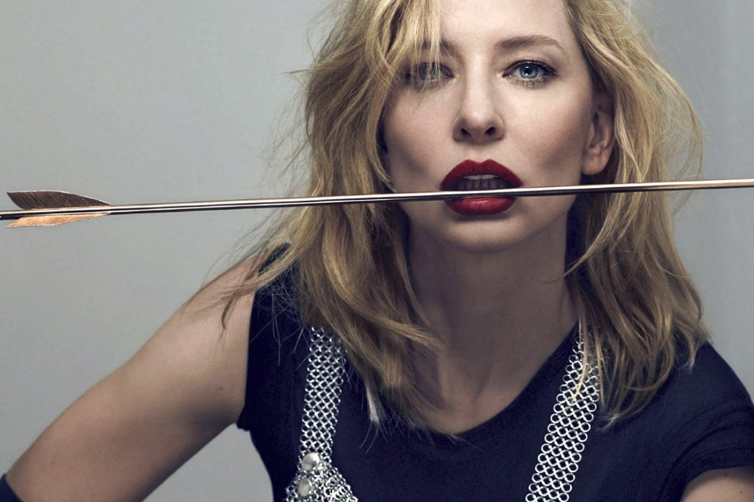 Cate-Blanchett-Bondage_1.jpg