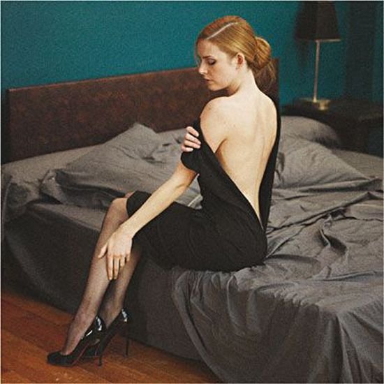 elodie-frege-la-fille-de-l-ap (1).jpg