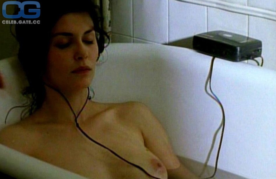 audrey-tautou-oben-ohne-49993.jpg