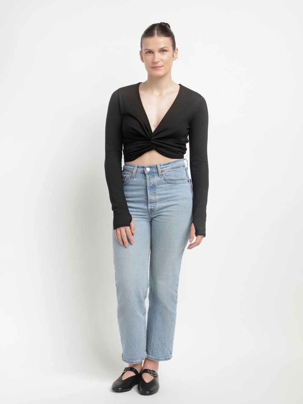 Haut_Esplanade_Noir-Solene_04.webp.png