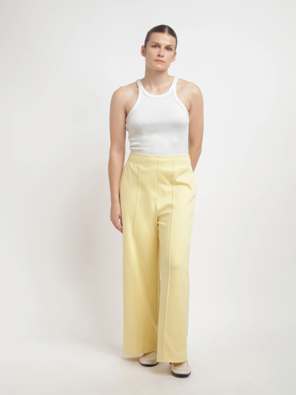 Pantalon_Beverly-Solene_01_9cab3687-d702-4dbf-bbb0-560cc3302ae1.webp.png