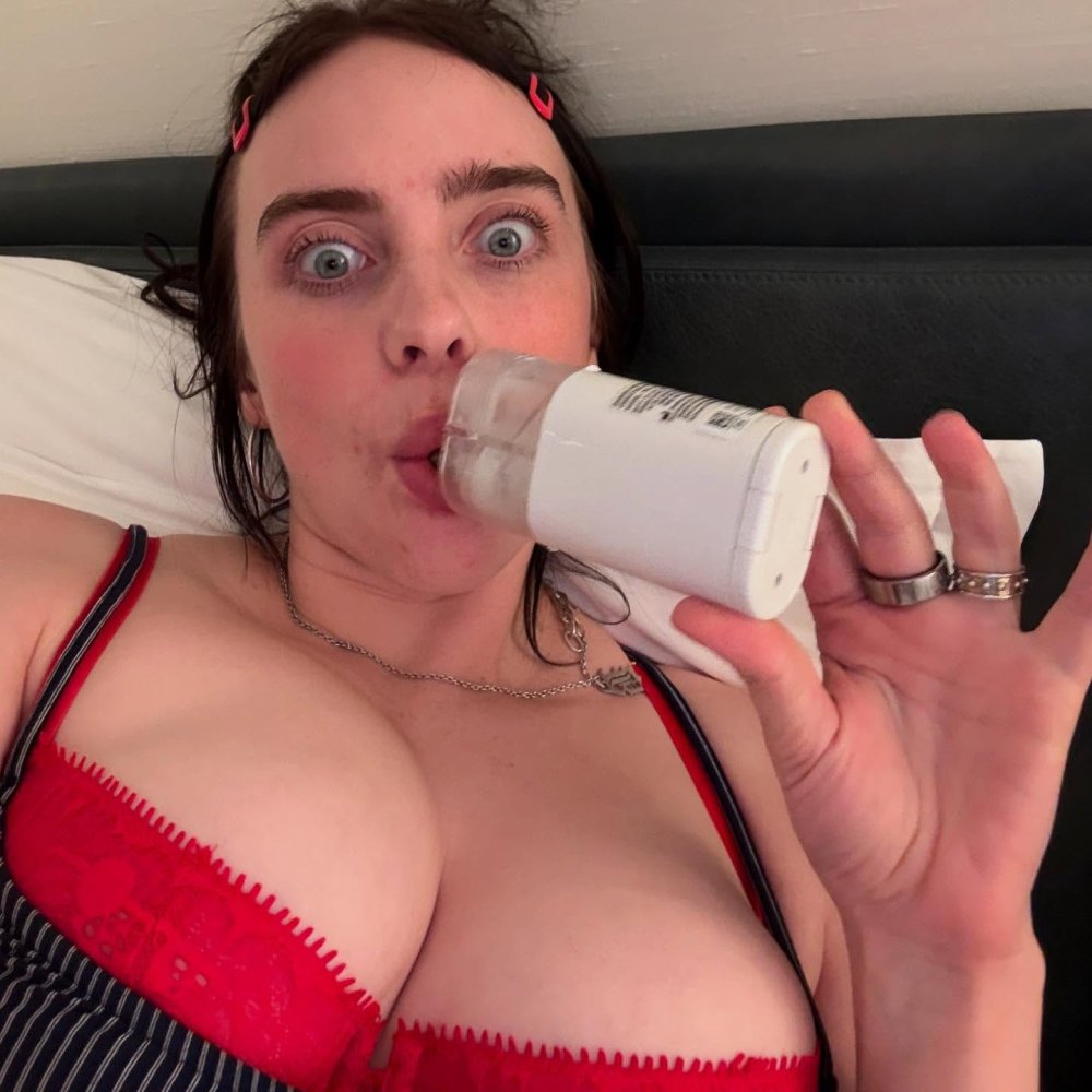 billieeilish_DNQtE5BRddT_13.jpg