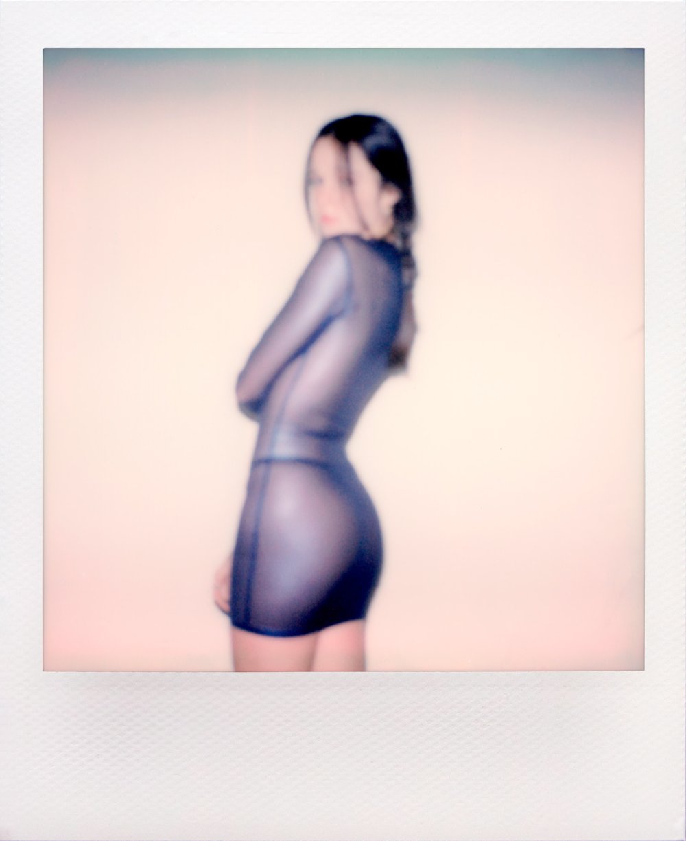 503_polaroid_lily_arthuroscar.jpg