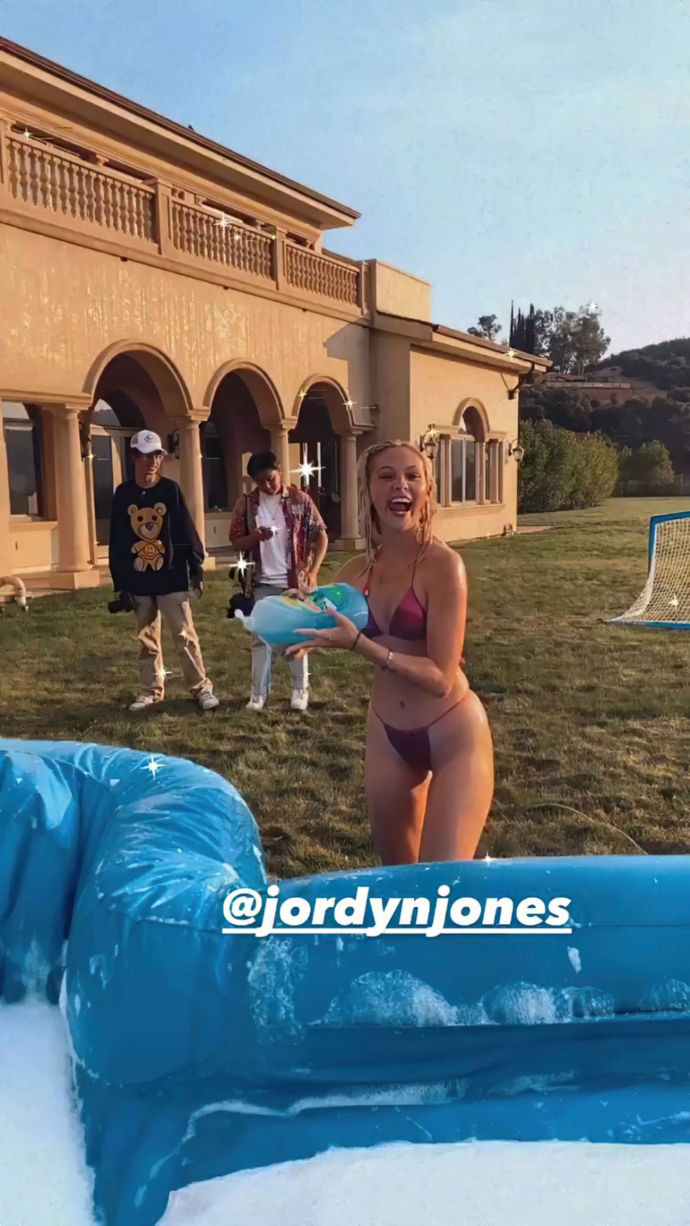 TheFappeningBlog-2-Jordyn-Jones-Sexy.jpg