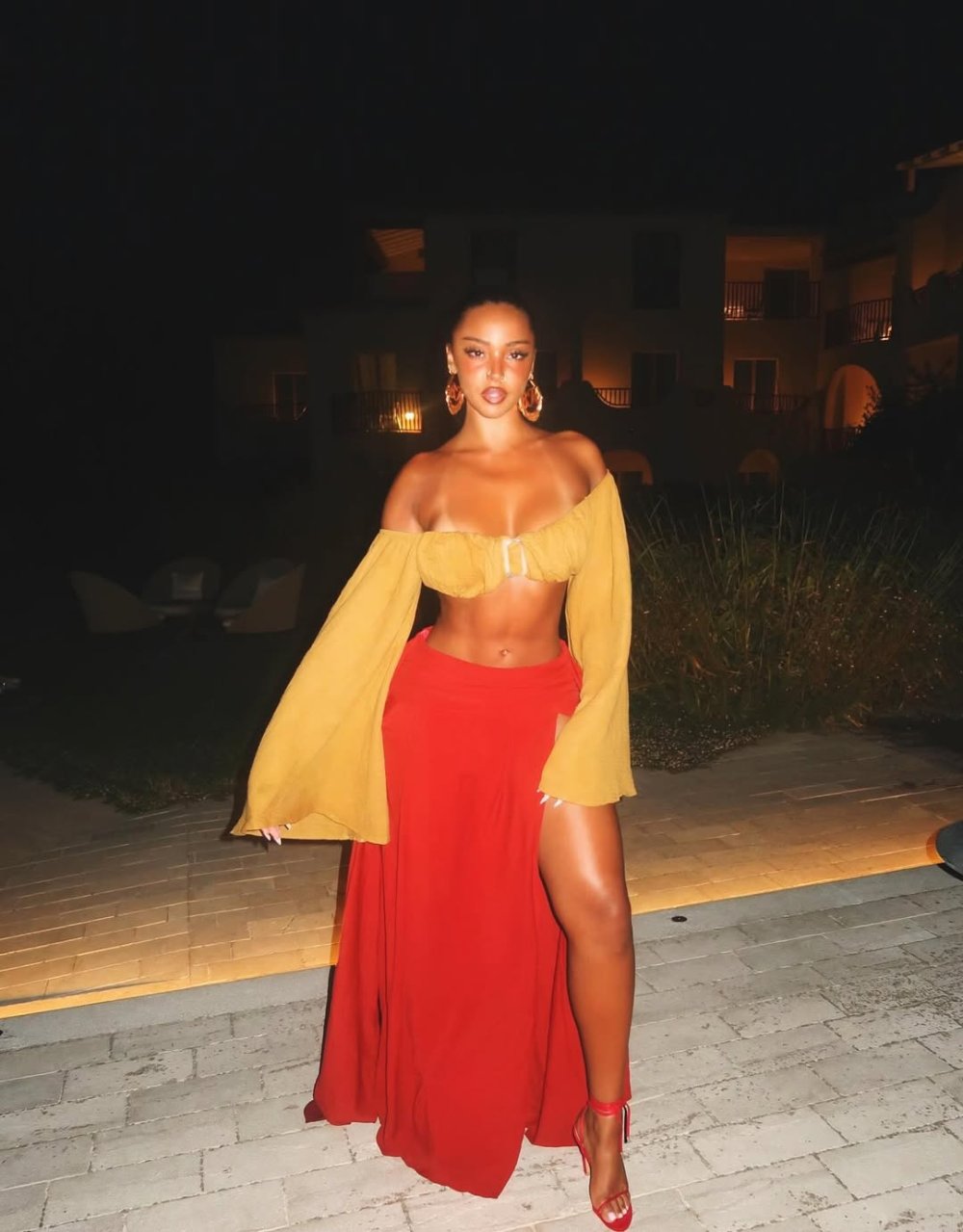 Morena (2).jpg