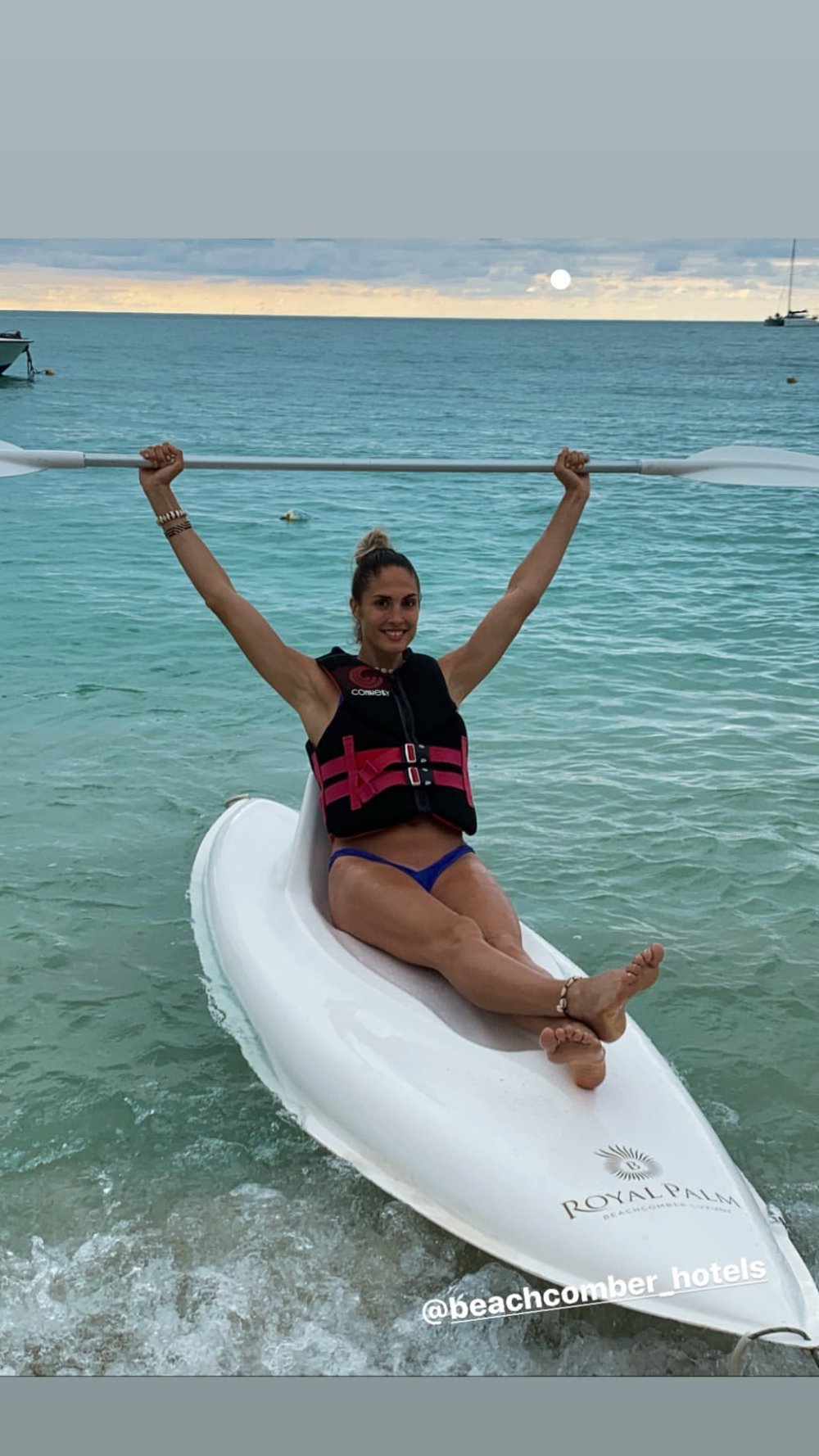 Elodie Clouvel Sexy 43.jpg