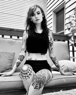 natalie-cuomo_0066_300px.jpg