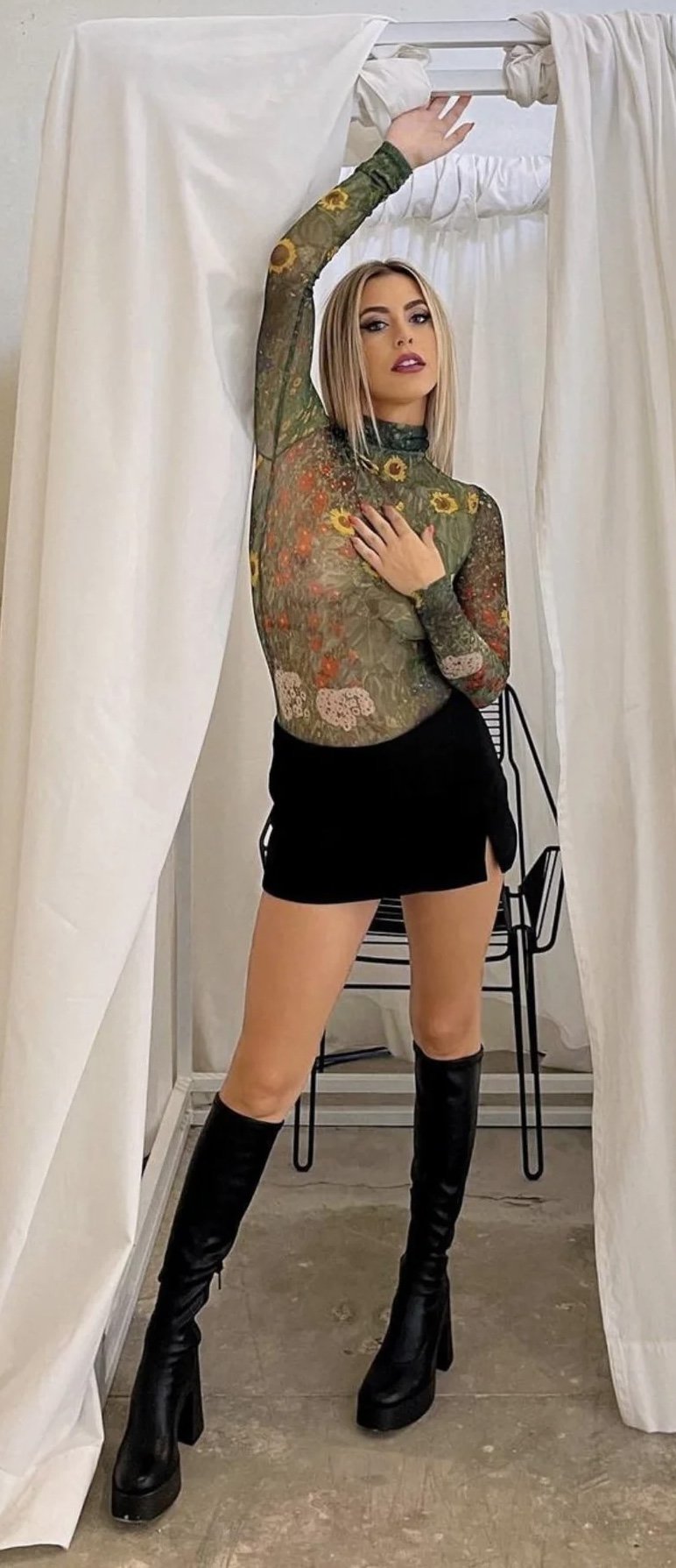 carolina-castelinho-v0-yqzsqwo0i60a1.jpg