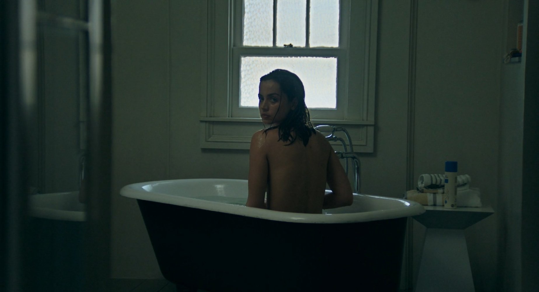 Ana-de-armas-030.jpg