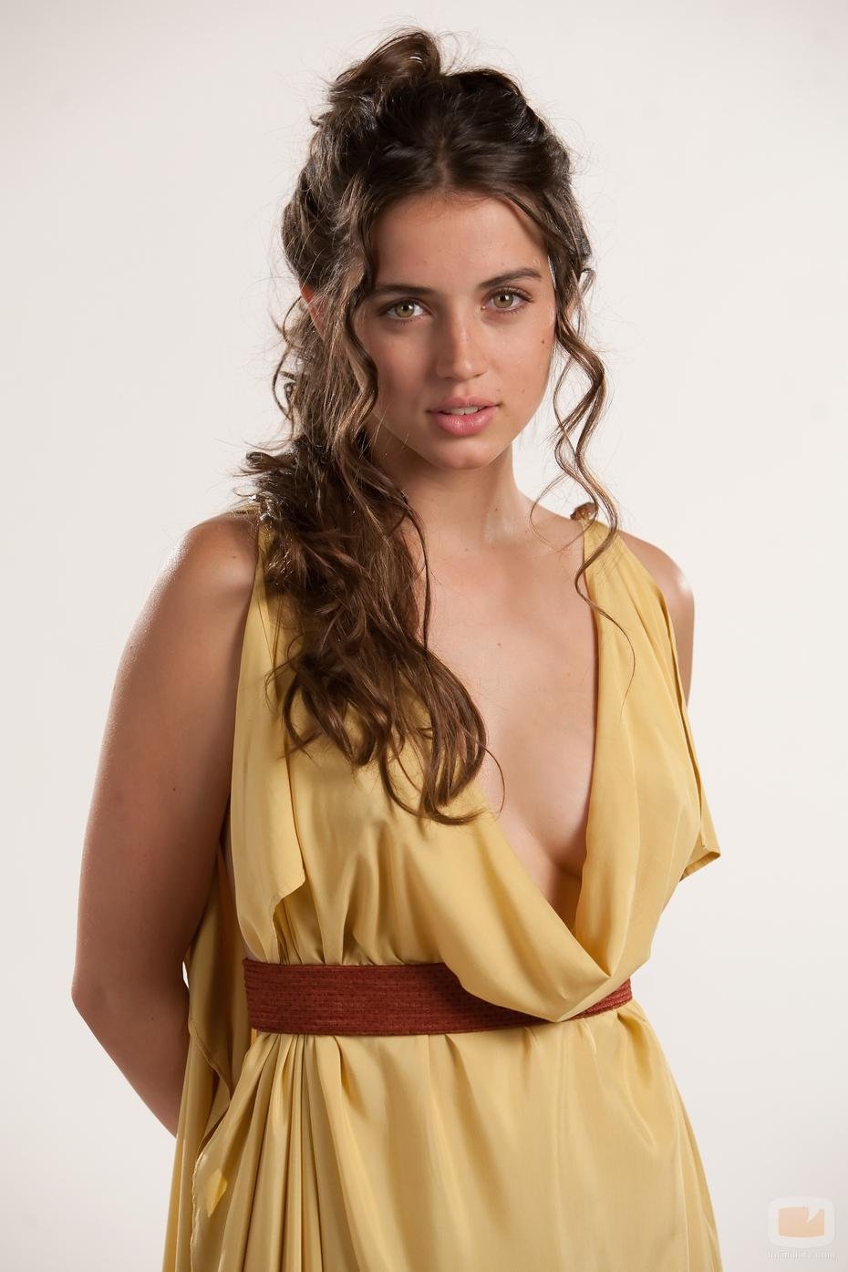 Ana-de-armas-079.jpg