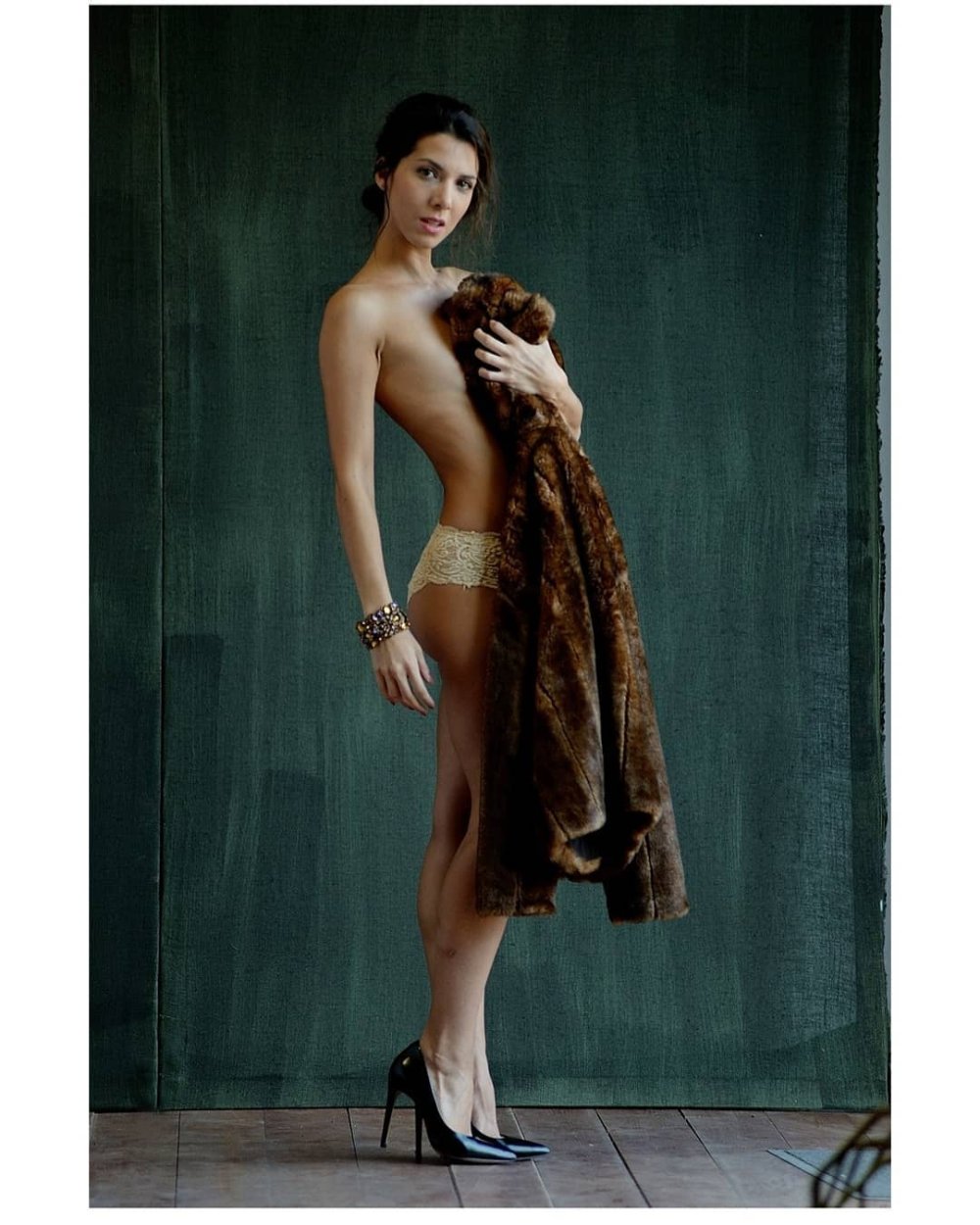Giulia Ramires Sexy 65.jpg