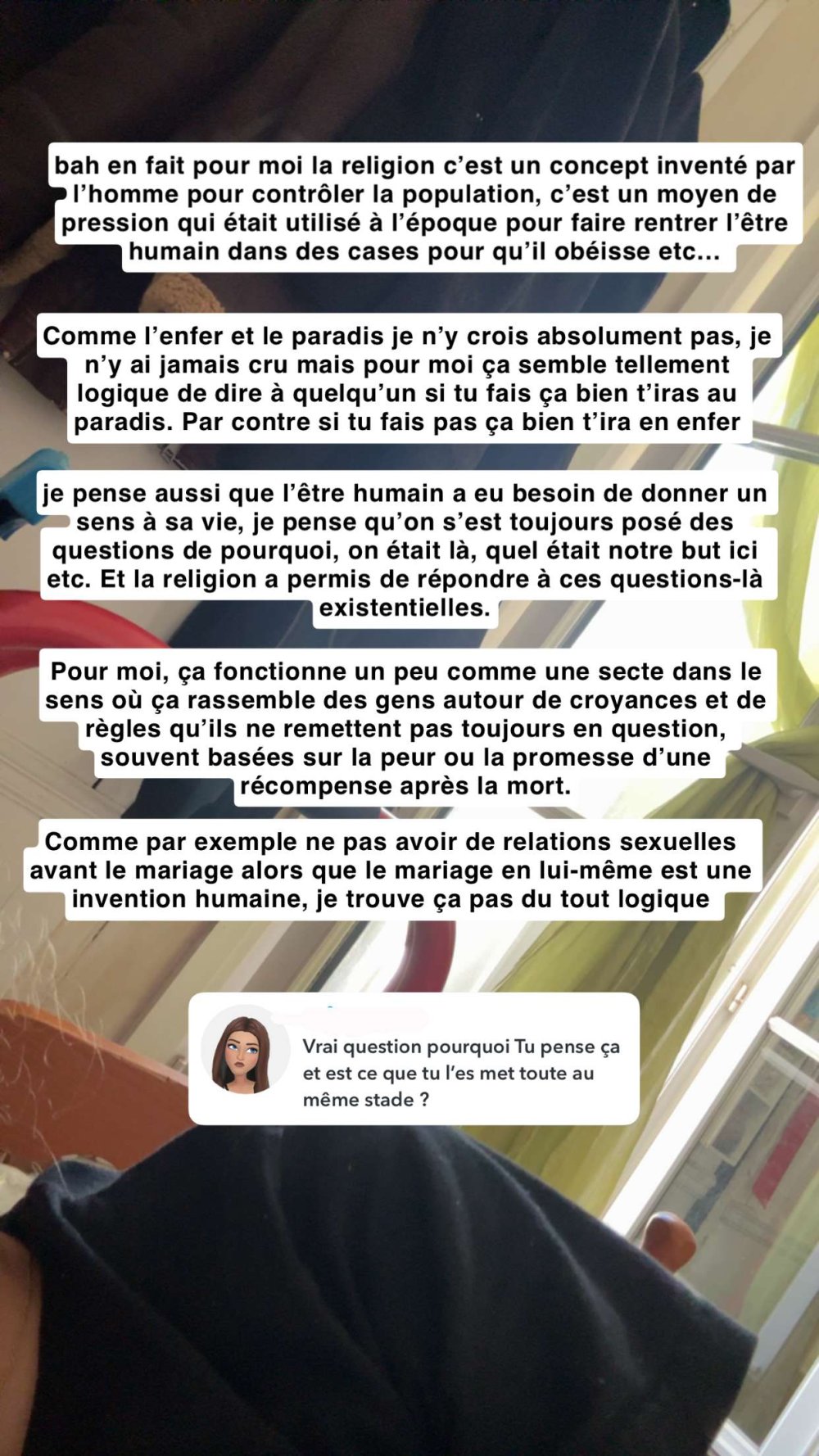 Solyptube_Shaïna  on Snapchat (3).jpg