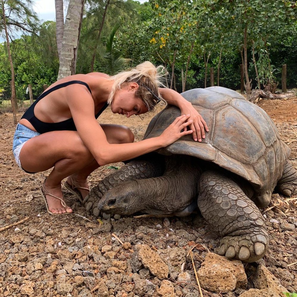 Elodie Clouvel Sexy 45.jpg