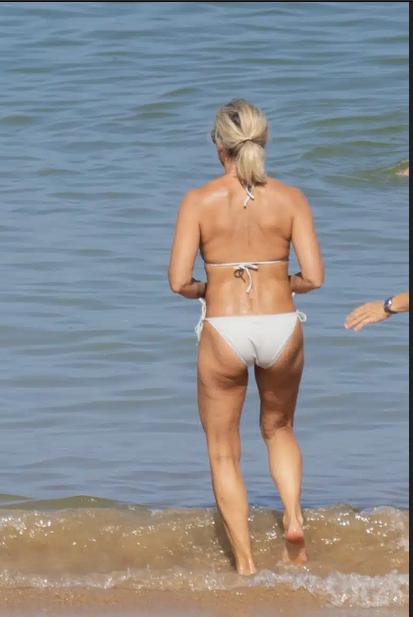 Anne Sophie Lapix Sexy 64.PNG