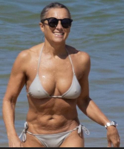 Anne Sophie Lapix Sexy 65.PNG