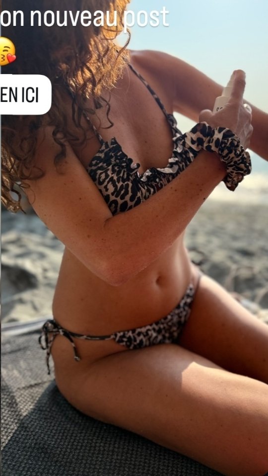 Emannuelle Rivassoux Sexy 51.jpg